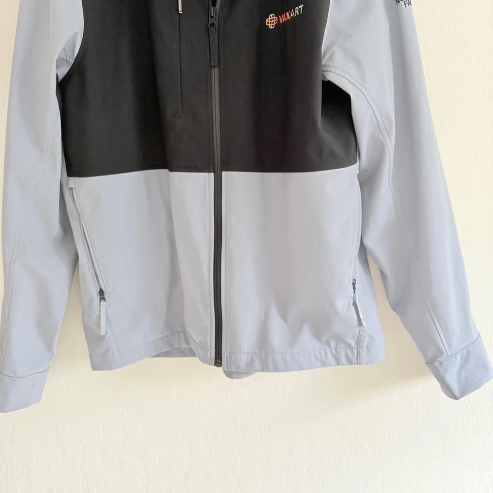 The North Face Men's Black/Gray Company “Vaxart” Jacket Size Large